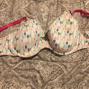 Victoria secret bra 36 D never used